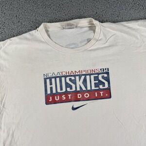 VTG UConn‎ Huskies T-Shirt Mens 2XL White NCAA Champions 90s Nike Center Swoosh
